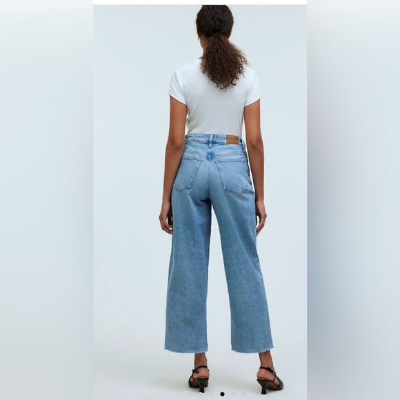 Madewell Perfect Vintage Curvy Cropped Wide-Leg Jeans - Petite 29 - Altoona Wash - Picture 3 of 6